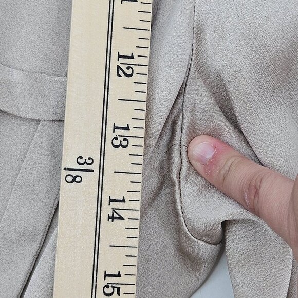 Vince Stucco Patch Pocket Drawstring Satin Pants Beige Women’s Size M Minimalist - Picture 12 of 16